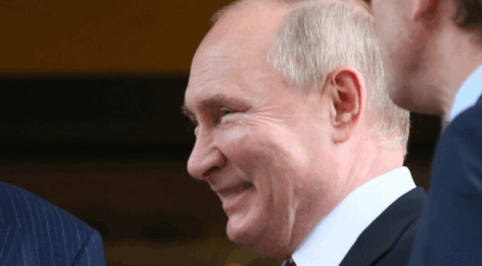 Putin râde de Trump și de occidentali: Suntem lideri în Arctica, avem 34 de spărgătoare de gheață, 8 nucleare