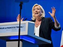 „Războiul ar putea dura 100 de ani”. Predicția sumbră a șefei extremiștilor francezi, Marine Le Pen