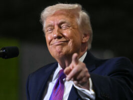 Trump, acuzat de propagandă ilegală după o reclamă plătită din bani publici: „Voi plătiți factura”