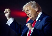 Trump interzice accesul jurnaliştilor CNN, MSNOW şi Politico la Casa Albă. „Vor urma şi alte media care răspândesc informaţii false”