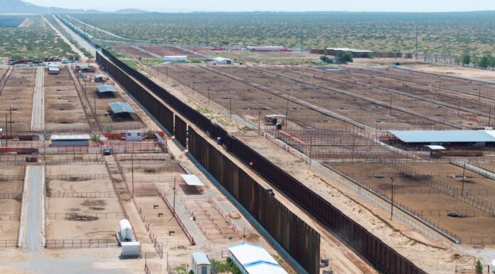 Zidul de la granița SUA-Mexic se extinde în Big Bend. Administrația Trump a început construcția în vestul Texasului