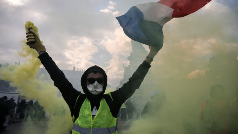 Sute de mii de persoane participă sâmbătă la manifestaţii în întreaga Franță. Sursa: Profimedia