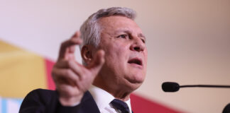 Sume uriașe necheltuite la Ministerul Economiei, potrivit lui Daniel Zamfir: execuție bugetară sub 25% la investiții și turism