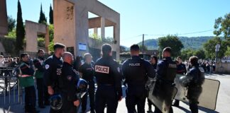 Un elev de 14 ani a deschis focul într-o școală din Franța. Cum a reușit să introducă arma în unitatea de învățământ